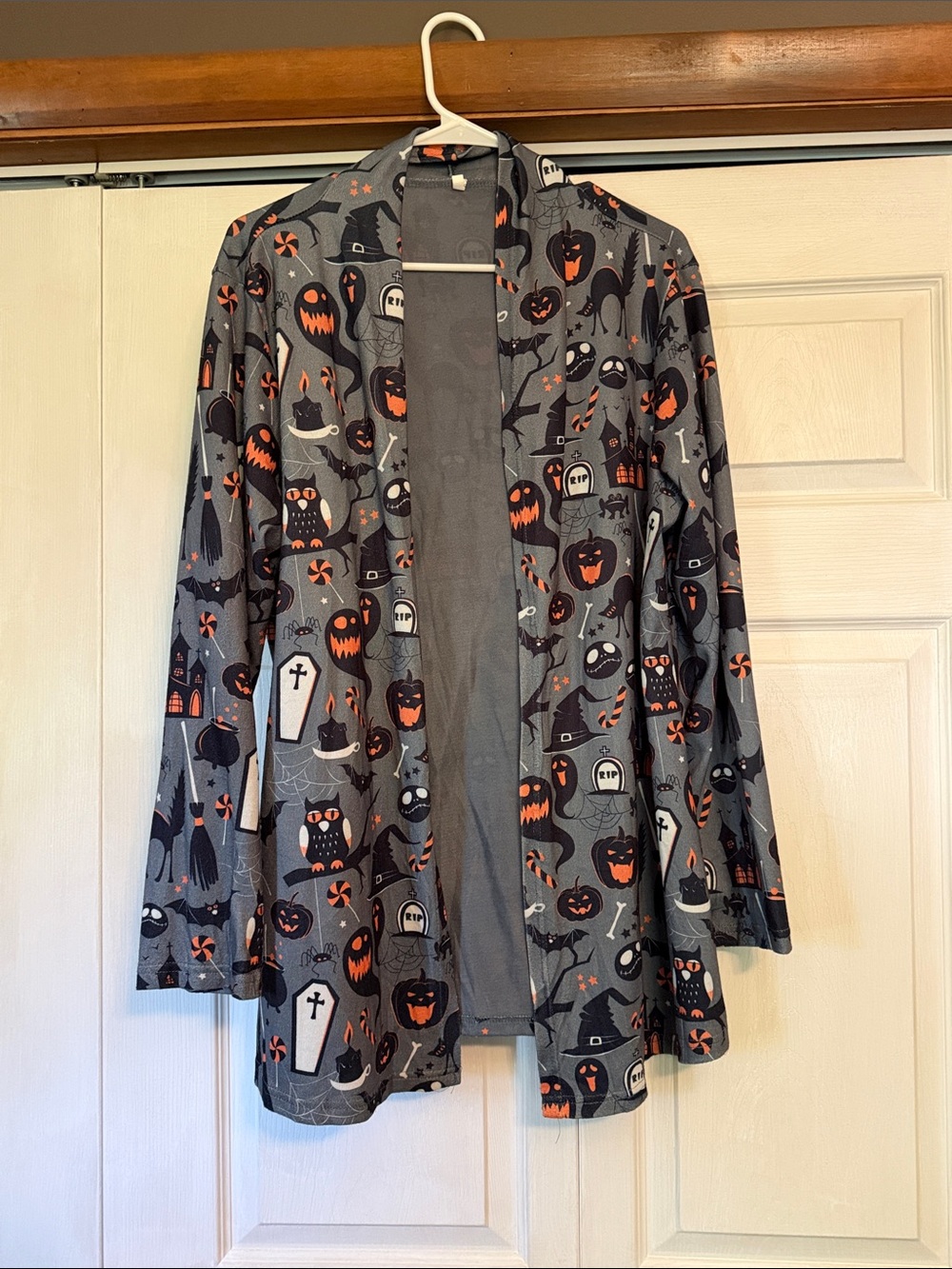 Halloween Themed Open Cardigan - Gray with Orange & Black Motifs